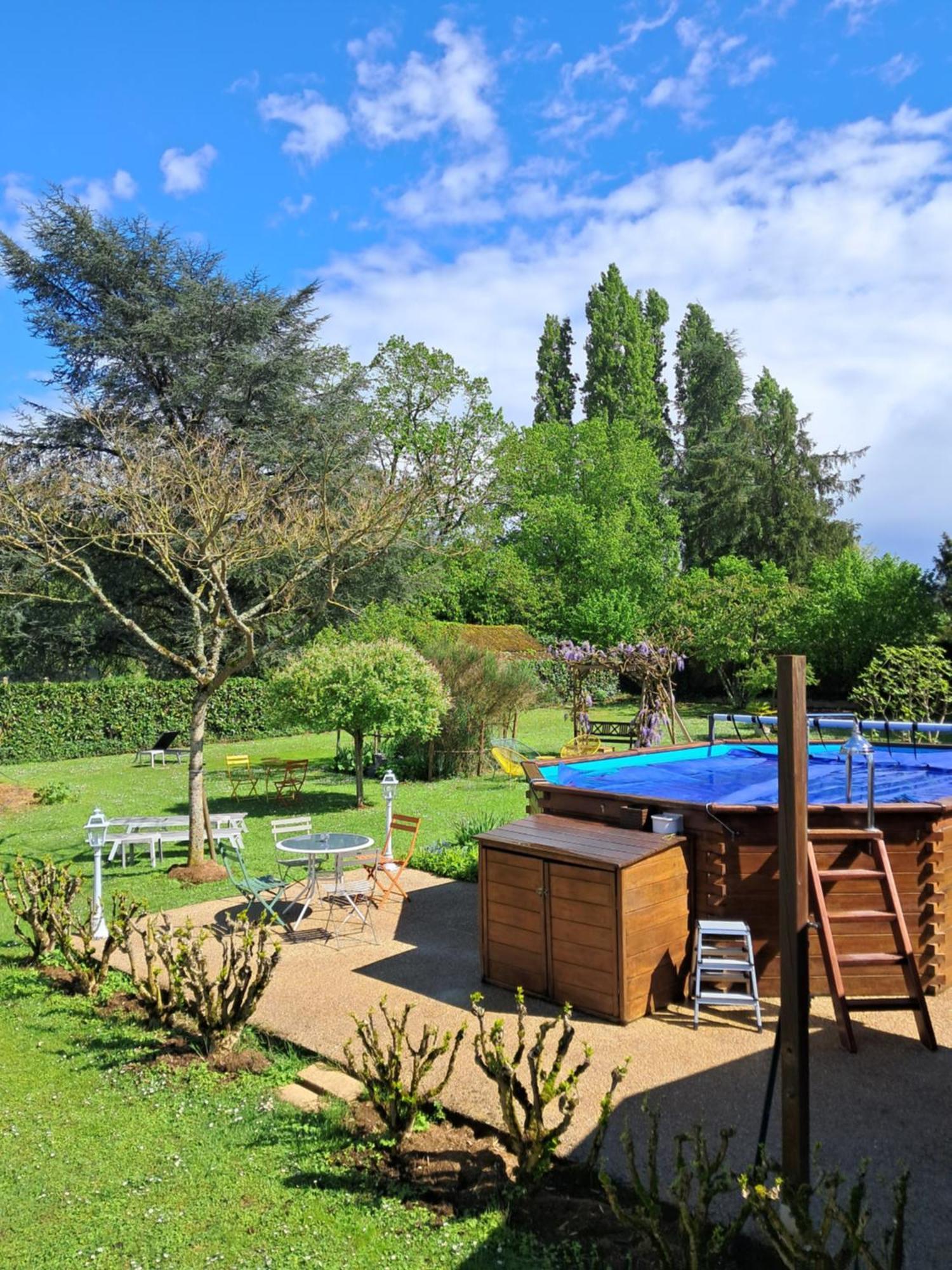 Le Jardin De Josseline Amboise Exterior foto