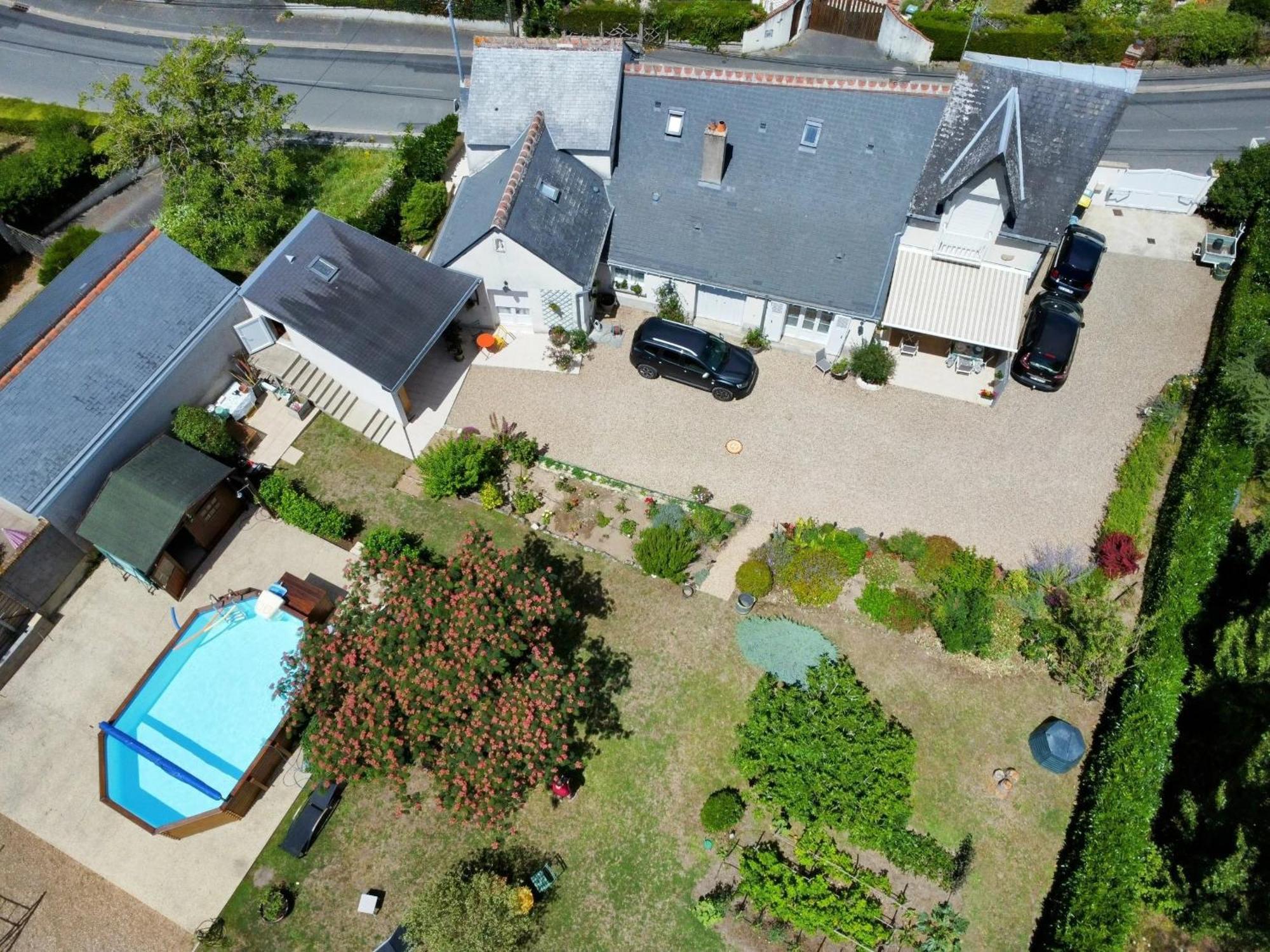 Le Jardin De Josseline Amboise Exterior foto